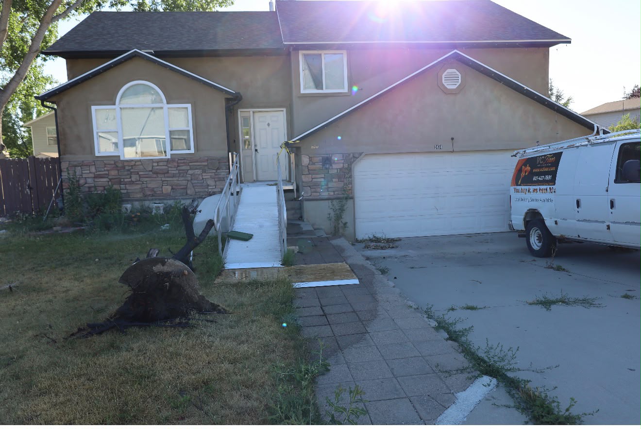 Home exterior view